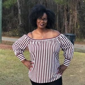 Meet your Posher, Monica